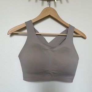 Lululemon Enlite Bra 34DD